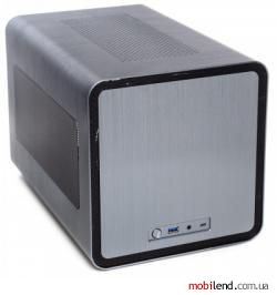 QUBE V8 Black (QBV8D_FBNU3)