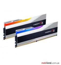 G.Skill 32 GB (2x16GB) DDR5 6000 MHz Trident Z5 RGB (F5-6000J3040F16GX2-TZ5RS) G.Skill 32 GB (2x16GB) DDR5 6000 MHz Trident Z5 RGB (F5-6000J3040F16GX2-TZ5RS)