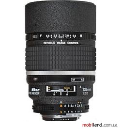 Nikon 135mm f/2D AF DC-Nikkor