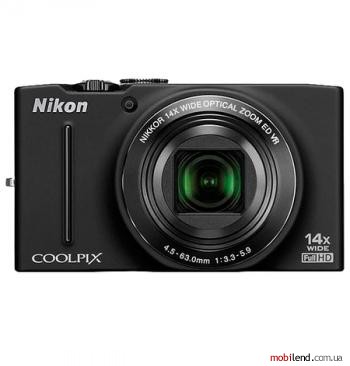 Nikon Coolpix S8200