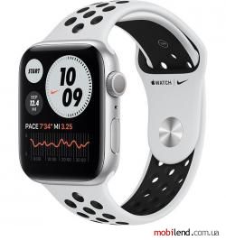 Apple Watch Nike Series 6 GPS 44mm Silver Aluminum Case w. Pure Platinum/Black Nike Sport B. (MG293)