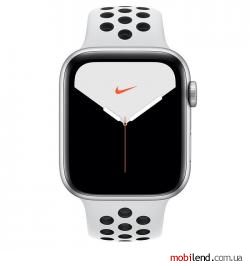 Apple Watch Series 5 Nike GPS   LTE 44mm Silver Aluminium w. Platinum/Black Nike Sport B. (MX392)