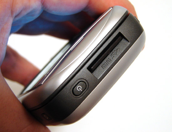 ����������� �� ������������� ������������� Qtek 9100 �� ������ Windows Mobile 5.0