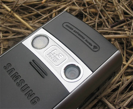 ������ Samsung D720
