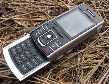 Samsung D720 � �������� ���������