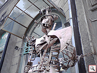 Gigabyte GSmart i300: ���� 1600 � 1200 (jpg, 525 ��)