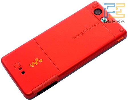 Sony Ericsson W880i 4