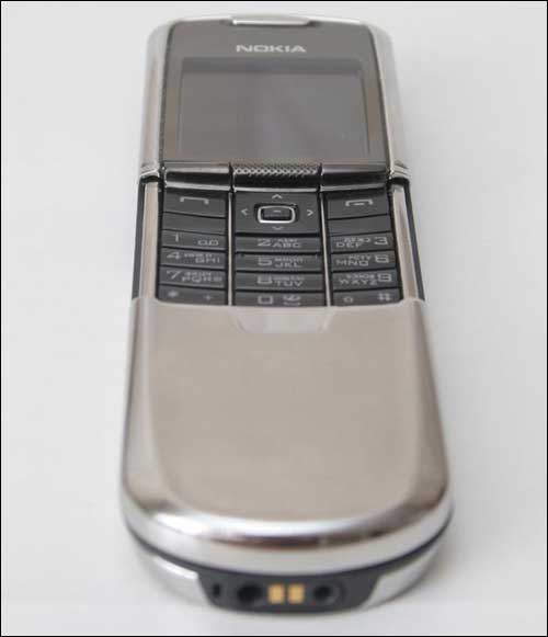 ����� Nokia 8800