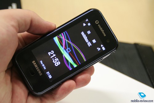 Samsung F700 � ������������� ���������