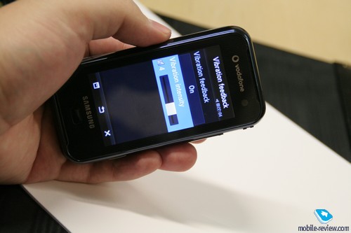 Samsung F700 � ������������� ���������