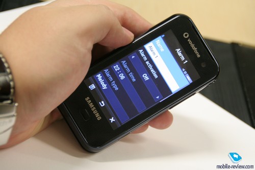 Samsung F700 � ������������� ���������