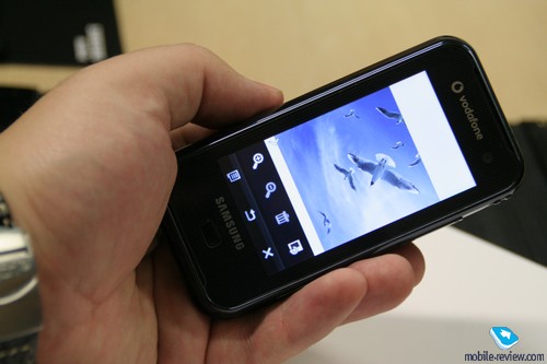 Samsung F700 � ������������� ���������