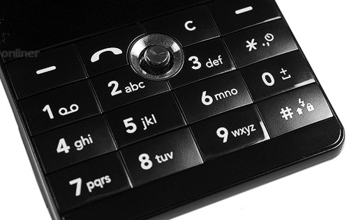 ����� LG KE820