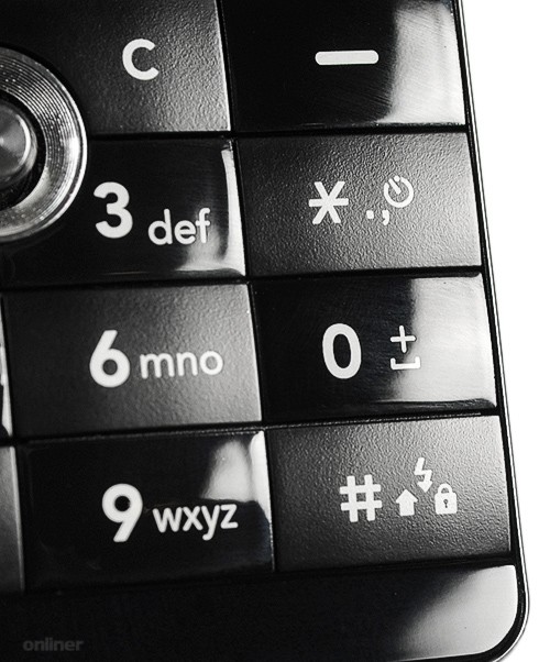 ����� LG KE820