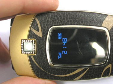 Samsung E500 Versus: ��������� ����������