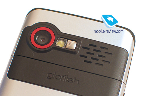 ����� GSM-������������� Glofiish X800