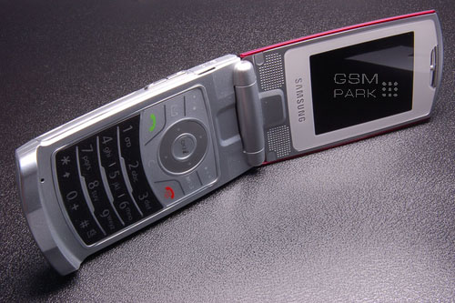 ������� ������� � Samsung �490