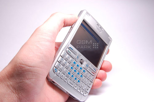 Nokia E61 � ������ ����� � �������� ������� ������������