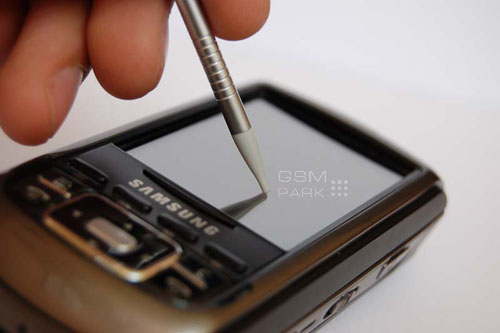 ��������� ����, ����������� � ������� - Samsung SGH-i750