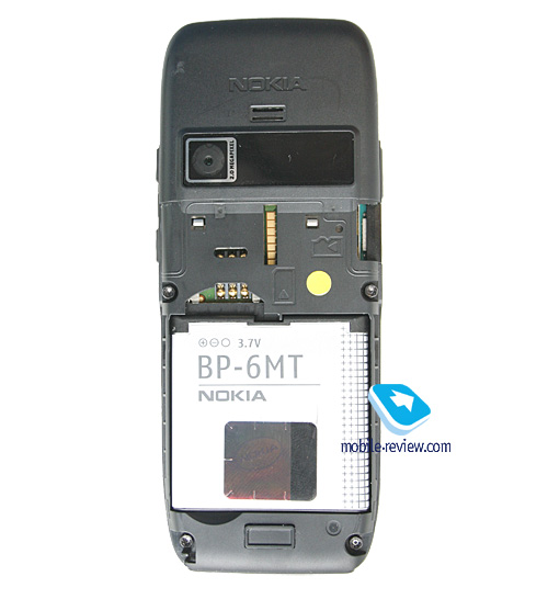����� GSM/UMTS-��������� Nokia E51