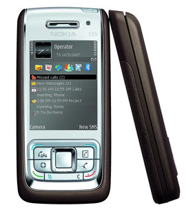 Nokia E65 - � ������� � �����������