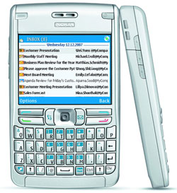 Nokia E61 - ������������, �� �� ����������