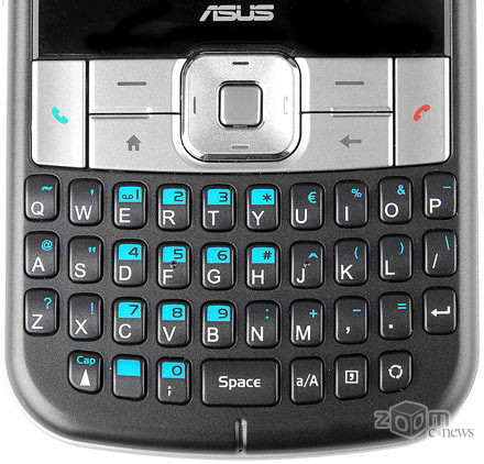 � ASUS M530W ���� �� ������ QWERTY-��������� �� ����������� ����