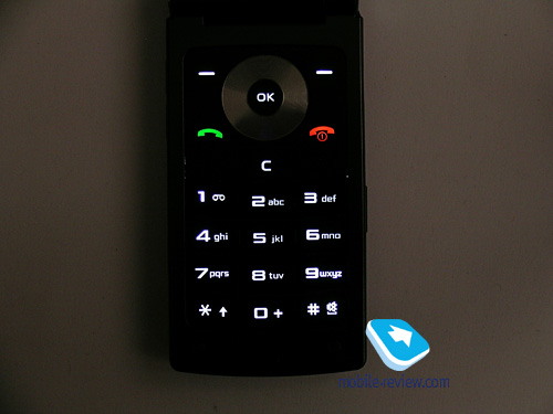 ����� GSM-�������� Samsung E210