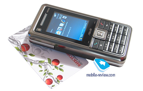 ����� GSM/UMTS-��������� Asus M930