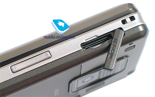 ����� GSM/UMTS-��������� Asus M930