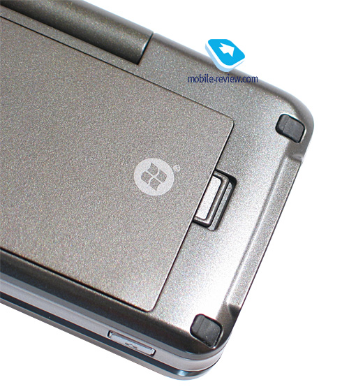 ����� GSM/UMTS-��������� Asus M930