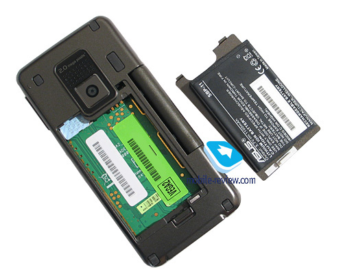 ����� GSM/UMTS-��������� Asus M930