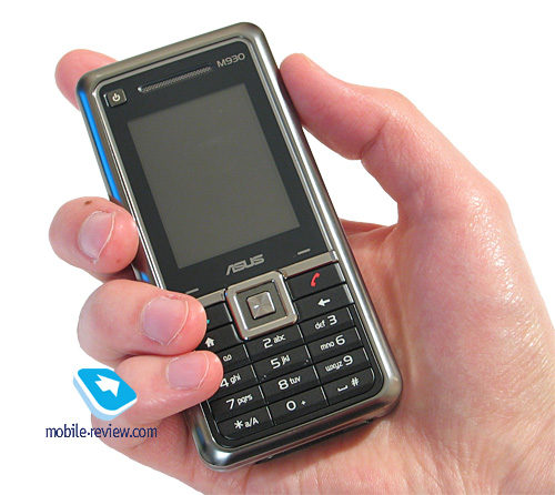 ����� GSM/UMTS-��������� Asus M930