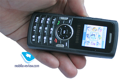 ����� GSM-�������� Samsung M110