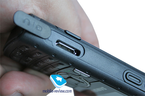 ����� GSM-�������� Samsung M110