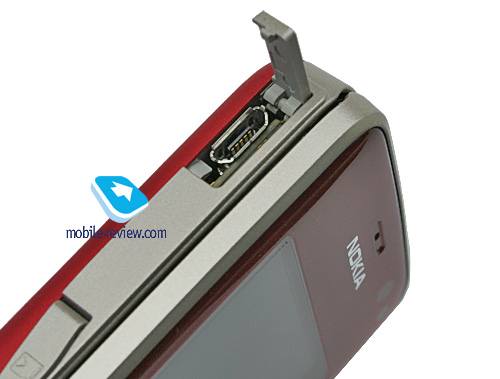 ����� GSM/UMTS-��������� Nokia 6210 Navigator