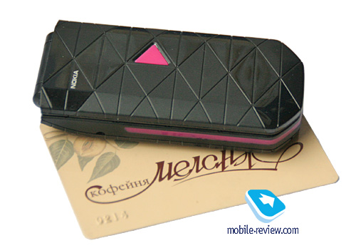 ����� GSM-�������� Nokia 7070 Prism