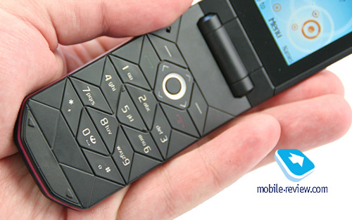 ����� GSM-�������� Nokia 7070 Prism