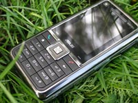 ����� ���������� �������� Asus M930