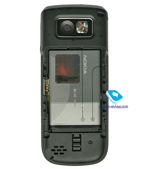 ����� GSM-�������� Nokia 1680 Classic