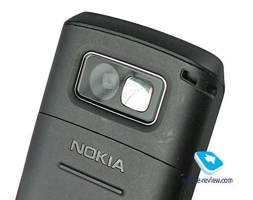 ����� GSM-�������� Nokia 1680 Classic