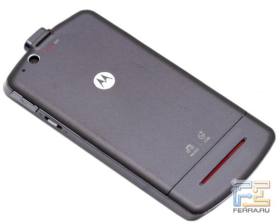 ����������� ���������� �������� ������: Motorola ROKR E8 2