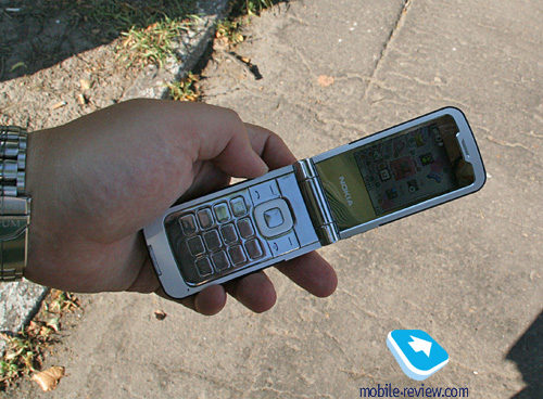 ����� GSM-�������� Nokia 7510 Supernova
