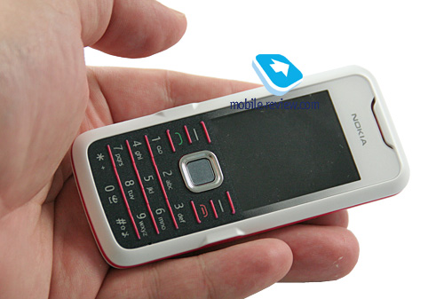 ����� GSM-�������� Nokia 7210 Supernova