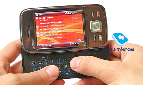 ����� GSM/UMTS-�������������� Glofiish M750/M810