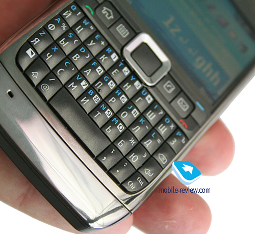 ����� GSM/UMTS-��������� Nokia E71