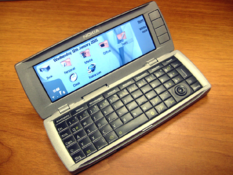 ������ Nokia 9500 Communicator.