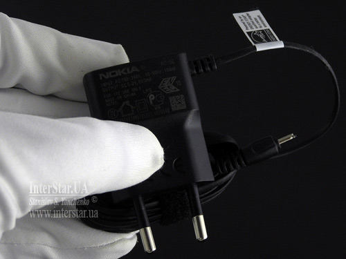 ������� �������� ���������� Nokia Travel Charger AC-5