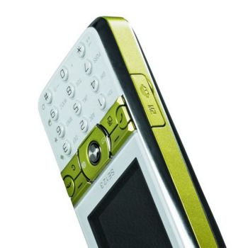 Sony Ericsson K660i -     ?