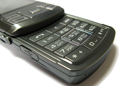 ����� ���������� �������� Samsung G810